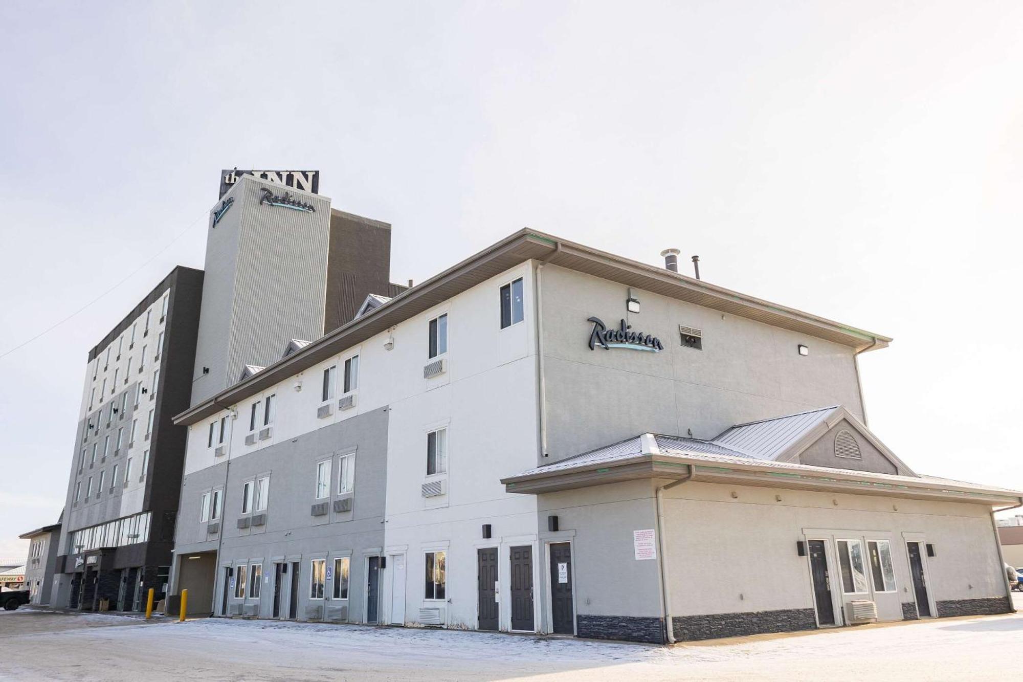 Radisson Hotel Fort St John Fort St. John Exterior photo